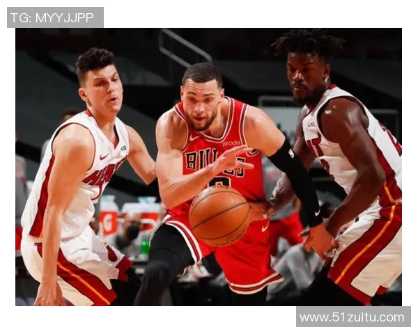 骑士与热火精彩对决全场回放分析及关键时刻回顾